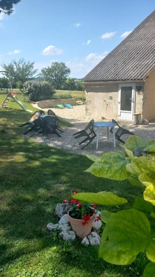 Apartamento Le Calme A La Campagne Besson Exterior foto